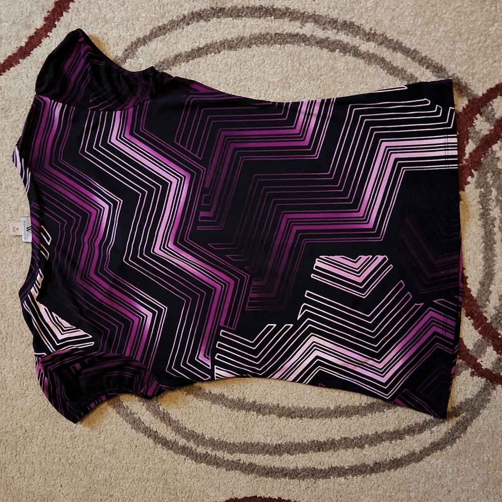 Women's Worthington Purple/Black top Sz M - Picture 3 of 3